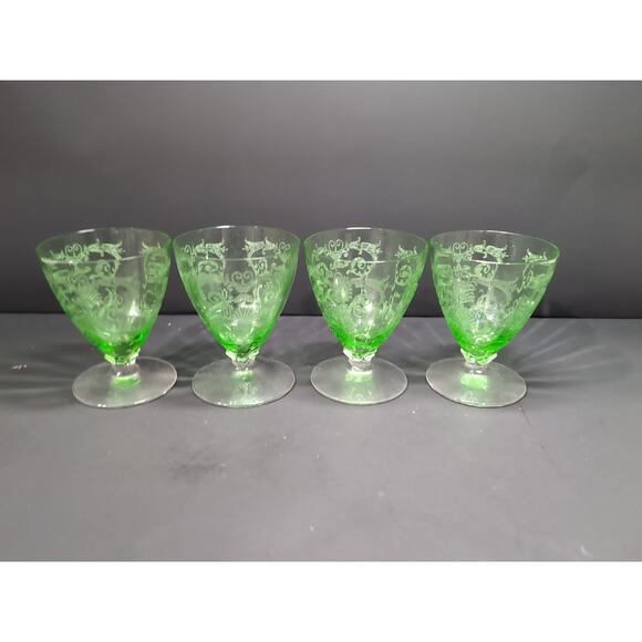 Fostoria Versailles Etched Footed Glasses, Cocktail Uranium Glasses, Set Of 4 - Picture 5 of 11